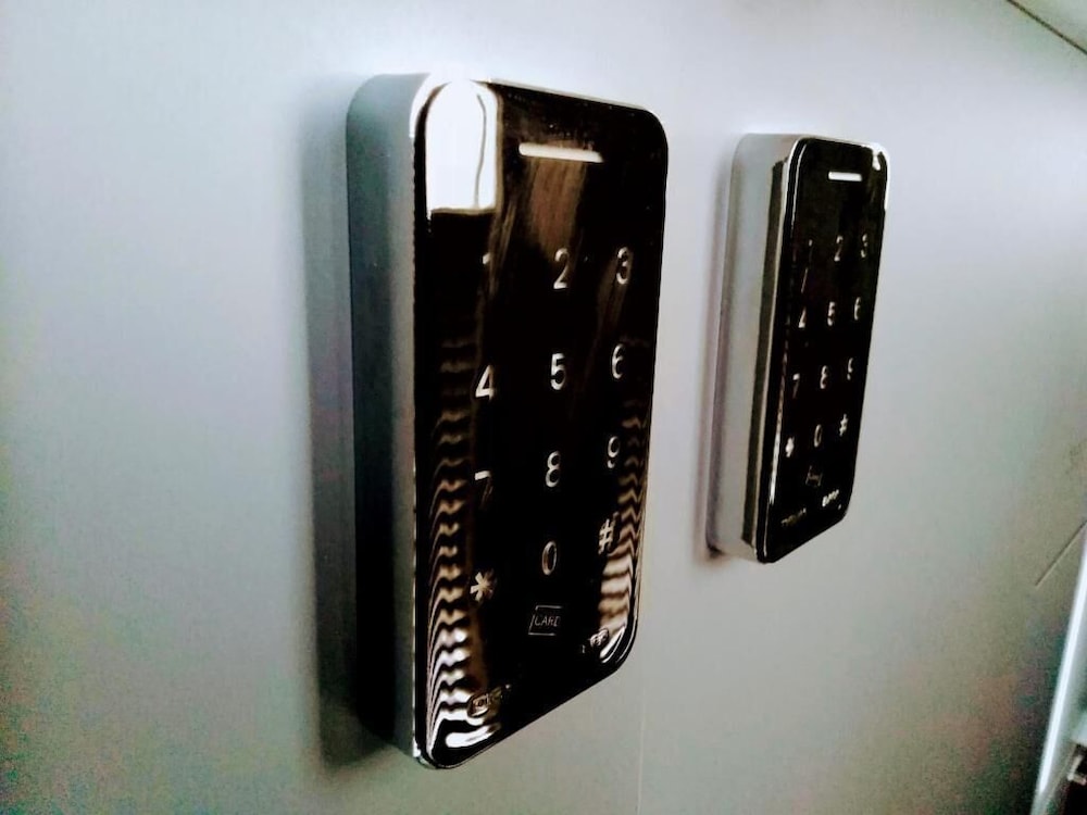 wink mccallum street hostel