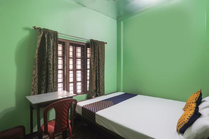 spot on biswabani guest house near kavi nazrul metro station