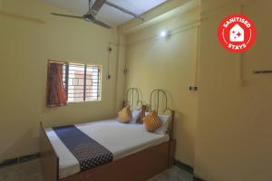 Spot On Biswabani Guest House Near Kavi Nazrul Metro Station,Kolkata>>Jadabpur,2 star