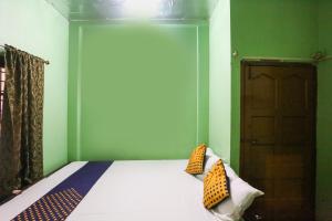 spot on biswabani guest house near kavi nazrul metro station