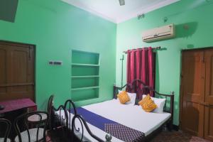 spot on biswabani guest house near kavi nazrul metro station