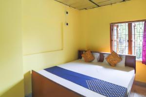 spot on biswabani guest house near kavi nazrul metro station
