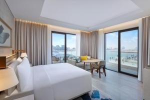 Hilton Abu Dhabi Yas Island,Sir Bani Yas Island>>Abu Dhabi,5 star