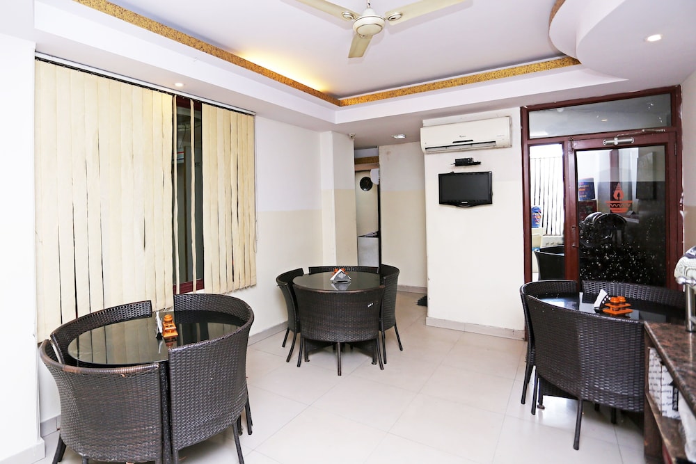 hotel airport city