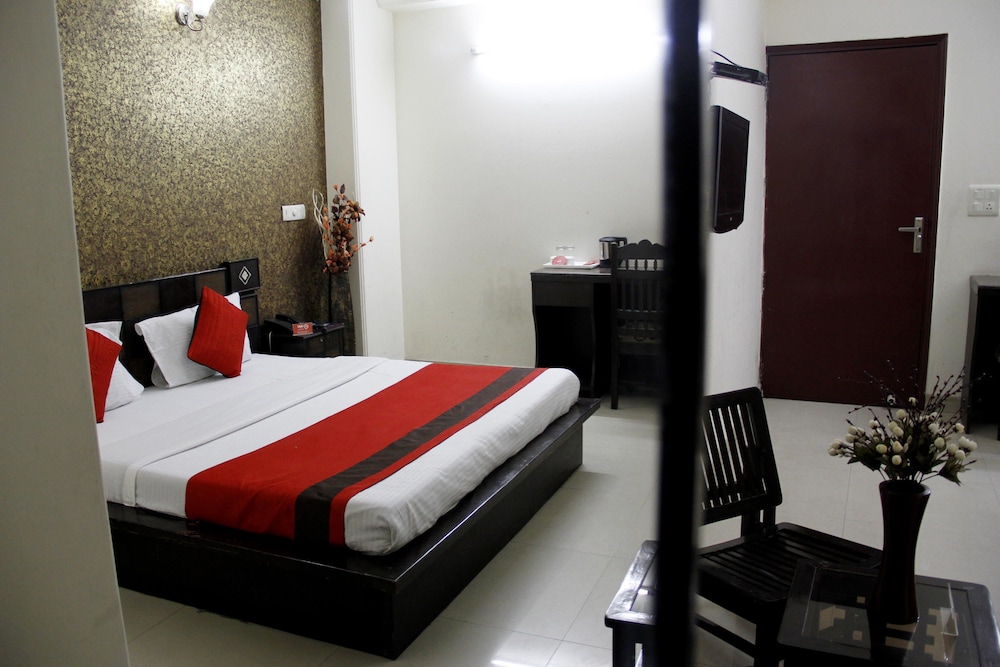 hotel airport city