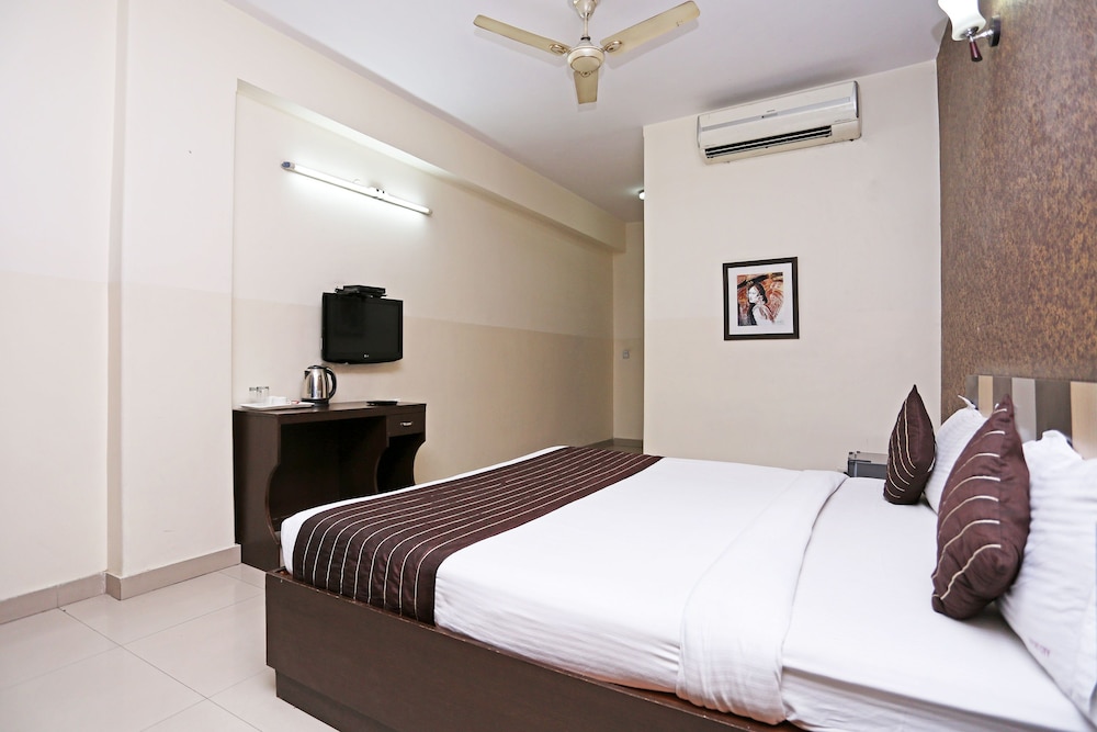 hotel airport city