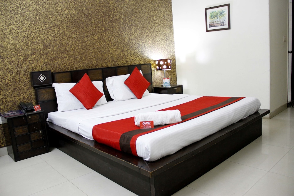 hotel airport city