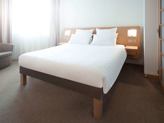 Novotel Bristol Centre,Victoria Street,4 star