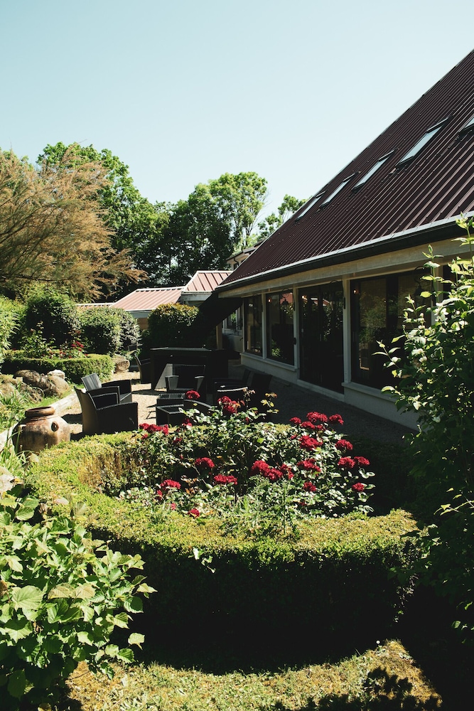 contact hotel be guest limoges sud