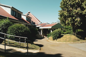 Contact Hotel Be Guest Limoges Sud,Near Limoges Cathedral,3 star
