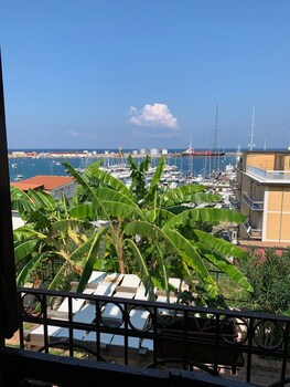 Villa Delle Rondini,Near Vibo Marina Park,3 star