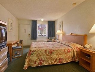 Tree Inn & Suites Albuquerque.,In Albuquerque (Downtown Albuquerque),2 star