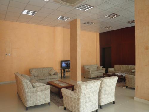 Hamasa Plaza Hotel And Apartments,Al Buraymi>>Al Ain,3 star