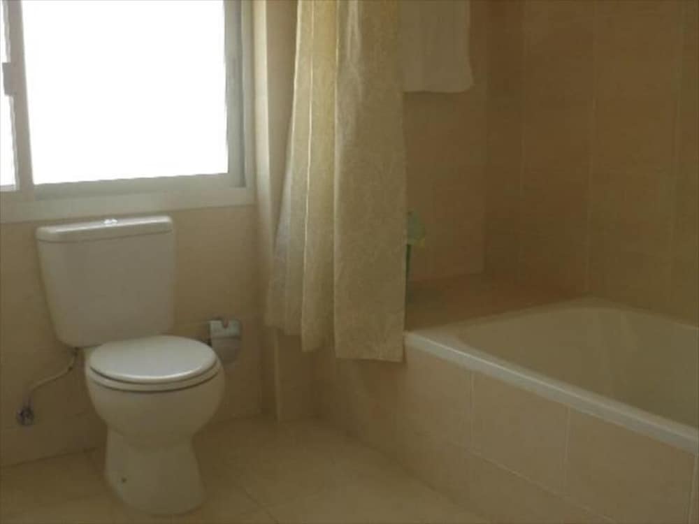 hamasa plaza hotel and apartments