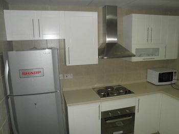 hamasa plaza hotel and apartments
