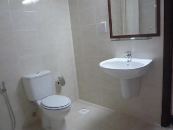 hamasa plaza hotel and apartments