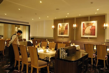 the imperial palace hotel
