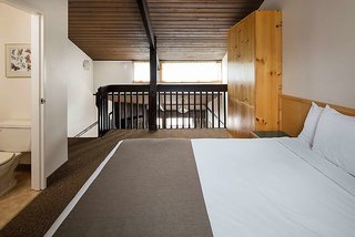 rocky mountain ski lodge