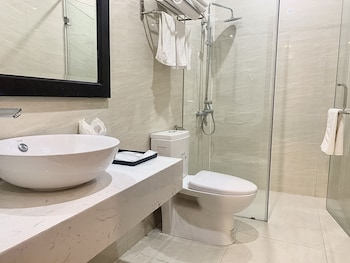 paragon house and residence