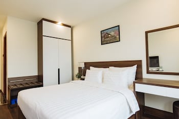 paragon house and residence