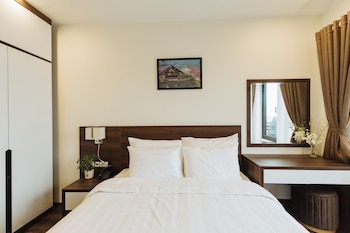 paragon house and residence