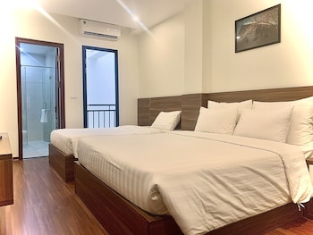 paragon house and residence