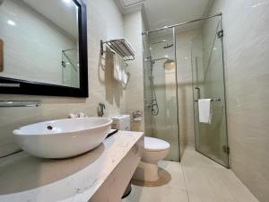 paragon house and residence