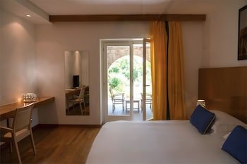 Lanthia Resort,Baunei>>Baja Sardinia,4 star