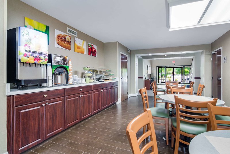 quality inn and suites canton ga