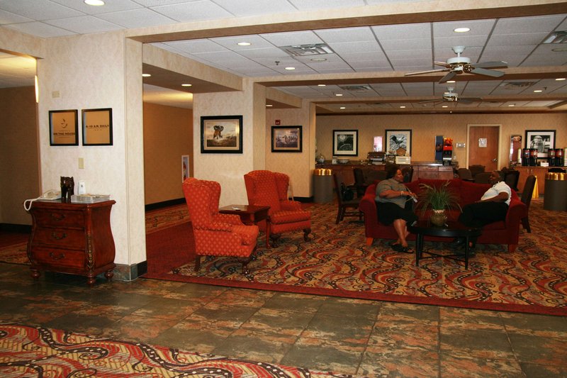 hampton inn canton