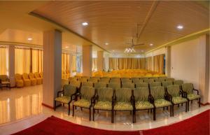hotel rajmahal inn