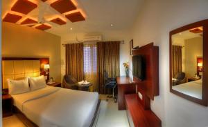 hotel rajmahal inn