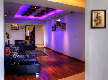 hotel rajmahal inn