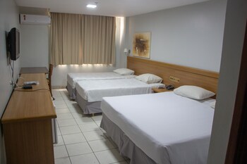 hotel golden park rio de janeiro aeroporto by nacional inn