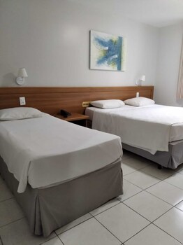 hotel golden park rio de janeiro aeroporto by nacional inn