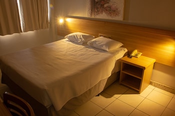 hotel golden park rio de janeiro aeroporto by nacional inn