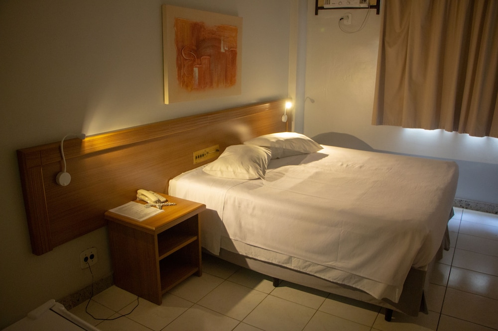 hotel golden park rio de janeiro aeroporto by nacional inn