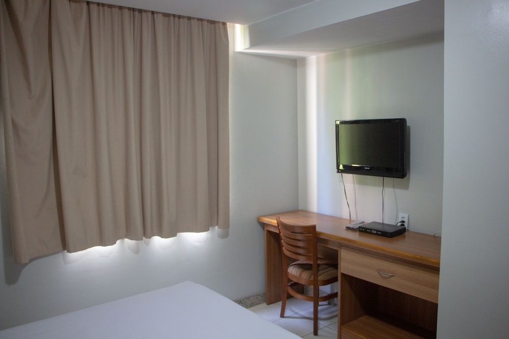 hotel golden park rio de janeiro aeroporto by nacional inn