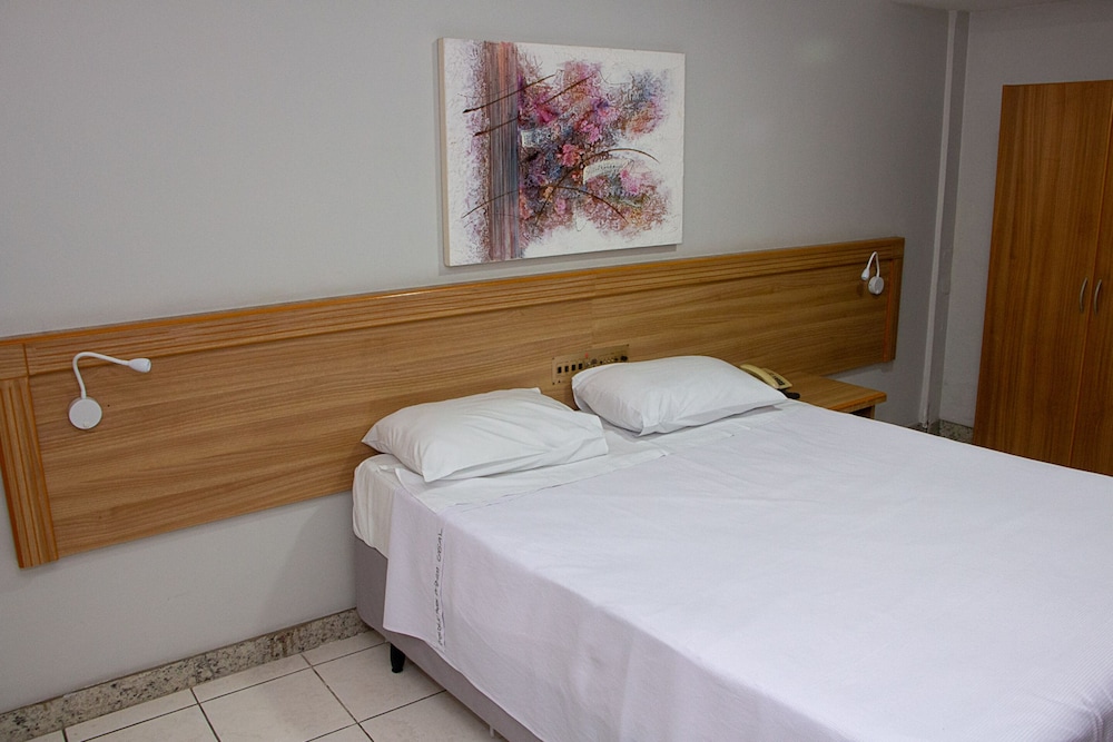 hotel golden park rio de janeiro aeroporto by nacional inn