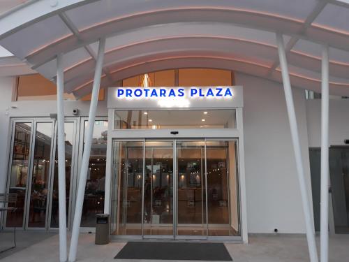 protaras plaza hotel