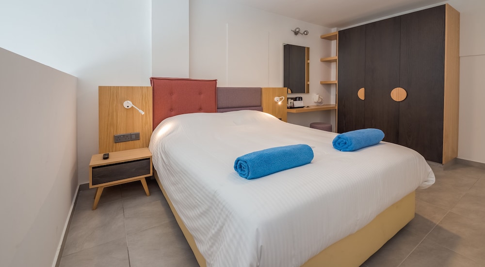 protaras plaza hotel