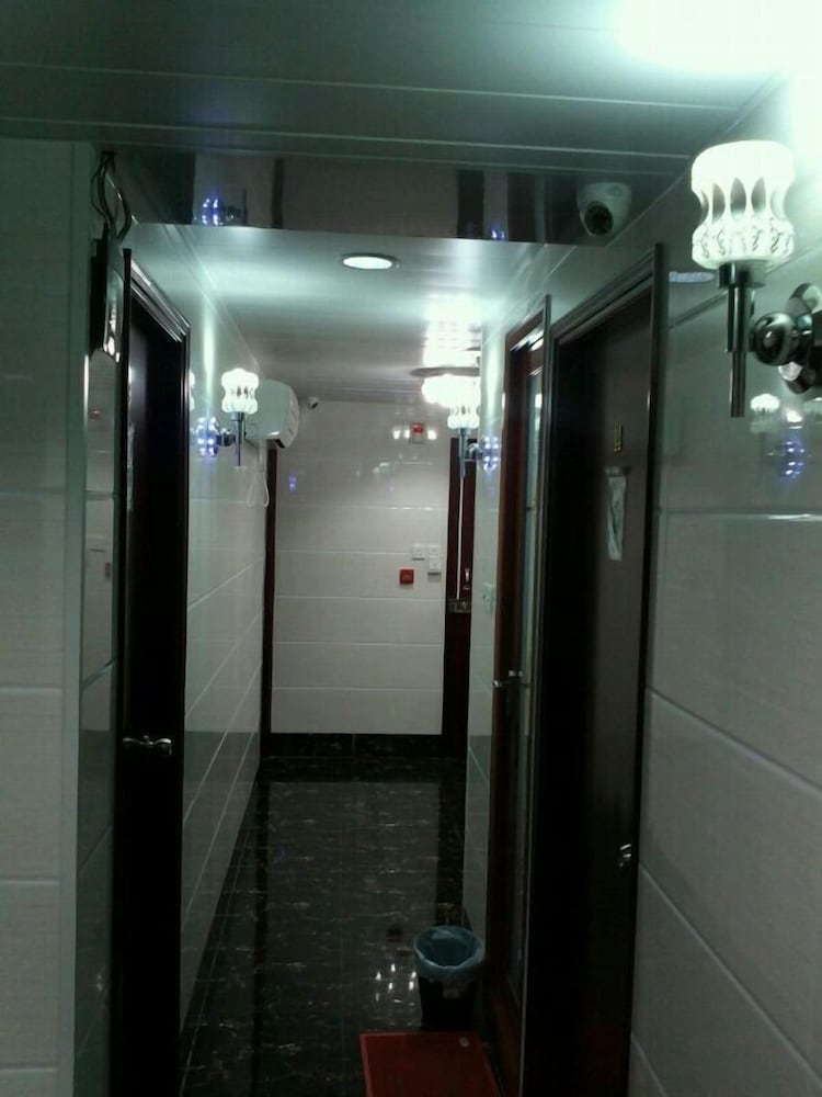 new london hostel