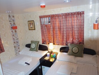 new london hostel