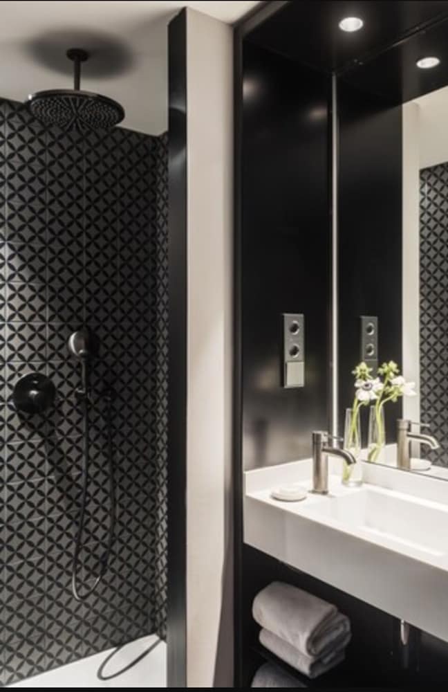 yurbban ramblas boutique hotel