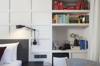 yurbban ramblas boutique hotel