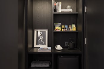 yurbban ramblas boutique hotel