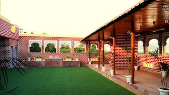 spring sky udaipur by shrigo hotels