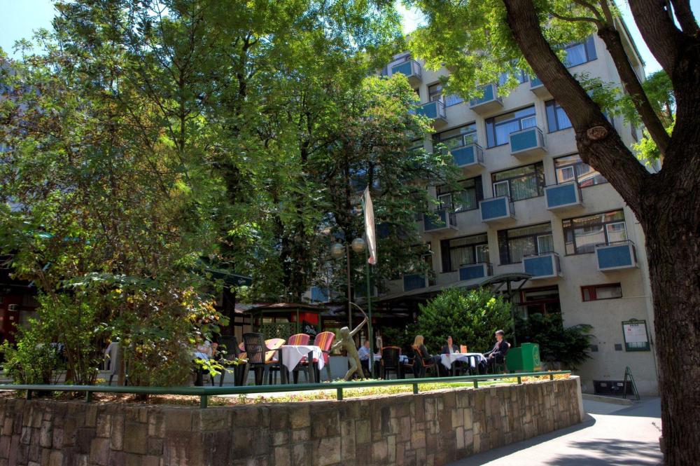 hotel benczur