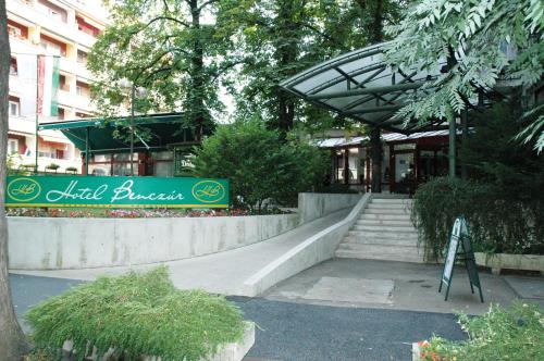 hotel benczur