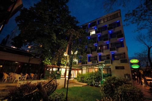 hotel benczur